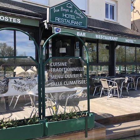 Aux Berges De Pareloup Hotel Salles-Curan Exterior photo